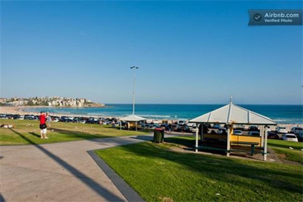 Apartment Beachside Bliss - A Bondi Beach Holiday